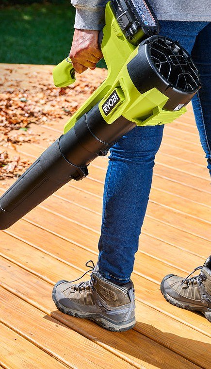 Ryobi ONE+ 18V PCLLB01